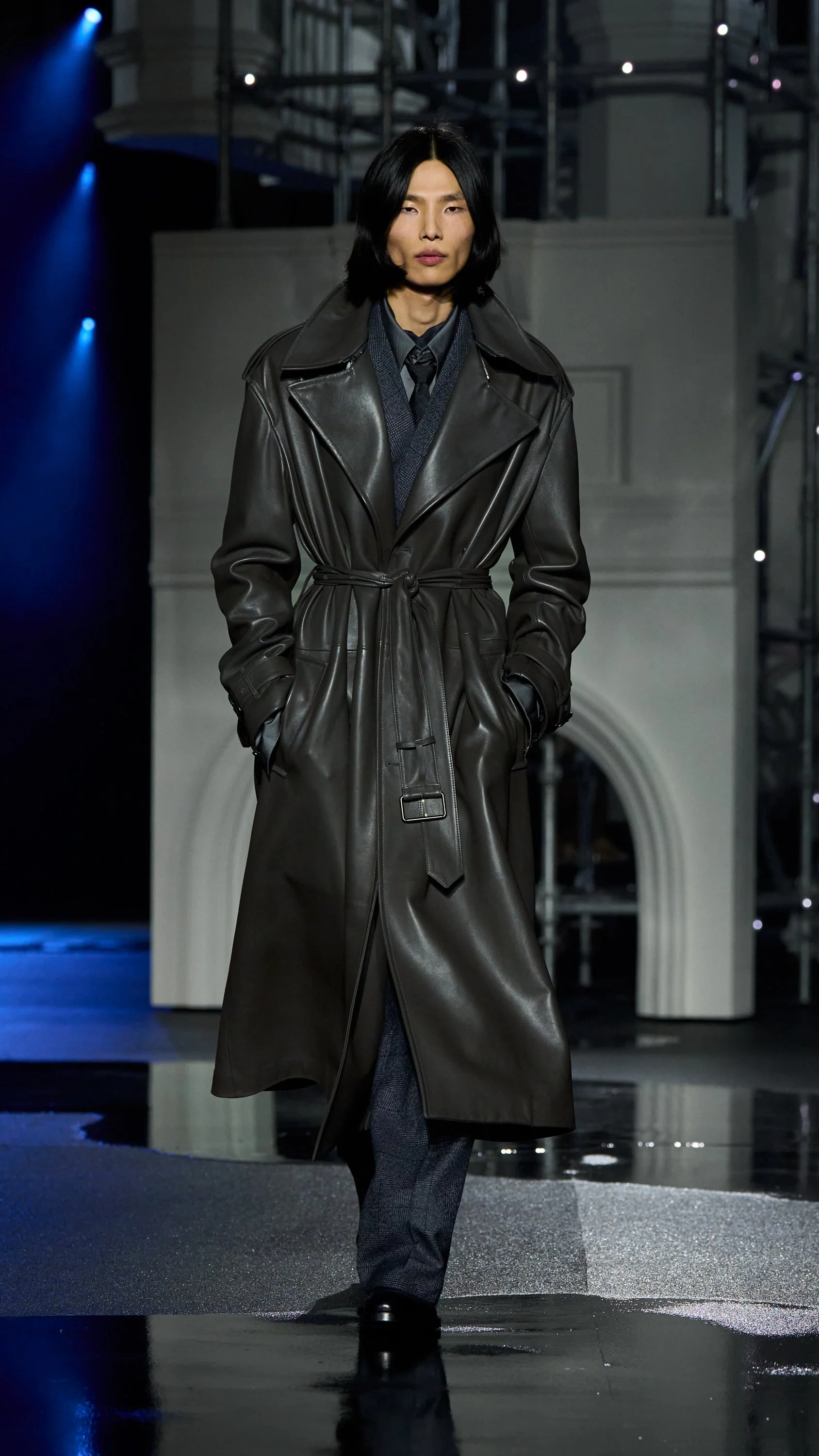 BURBERRY'S WINTER 2026 RETURNS TO THE CITY — Numéro Netherlands